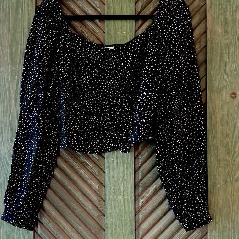 Cute off shoulder crop blouse